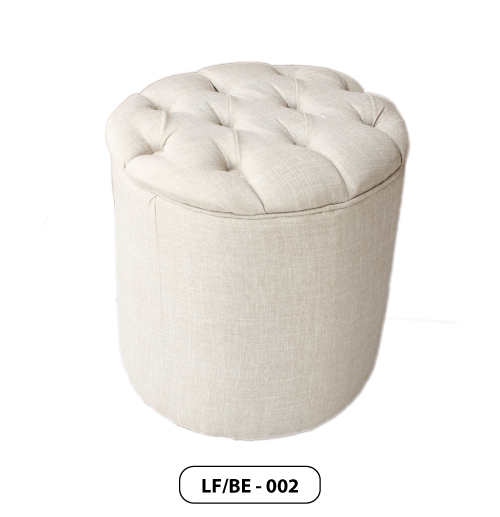 Capittonne'-Ottoman-lounge-furniture-in-beige