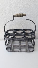 Metal basket for bottles
