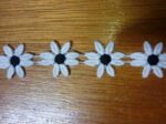Black & White Flower Trimming 1"