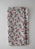 Napkin Off white w/ Pink Cottage Flower Print
